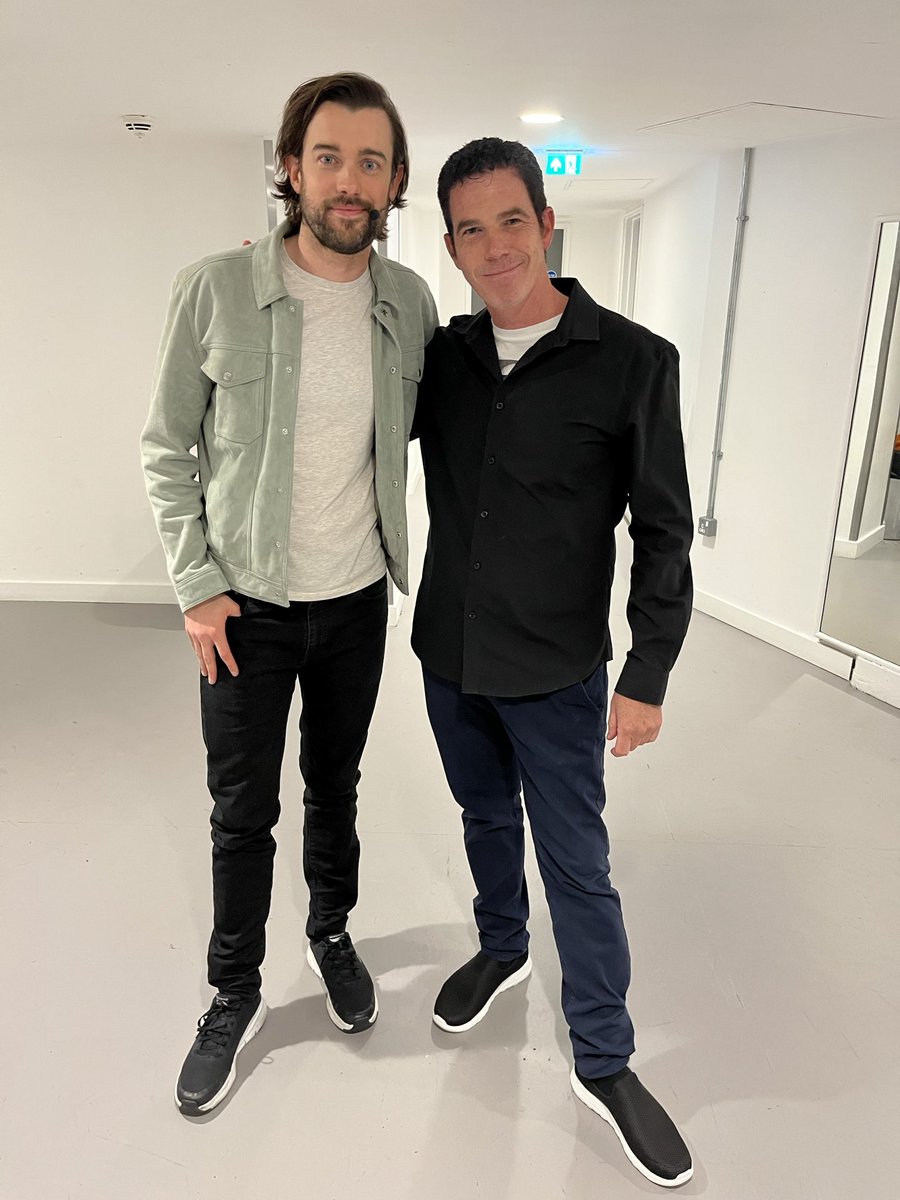 The night before the morning after… a real pleasure supporting the outstanding ⁦@jackwhitehall⁩… a lovely fella – and taller than I remember