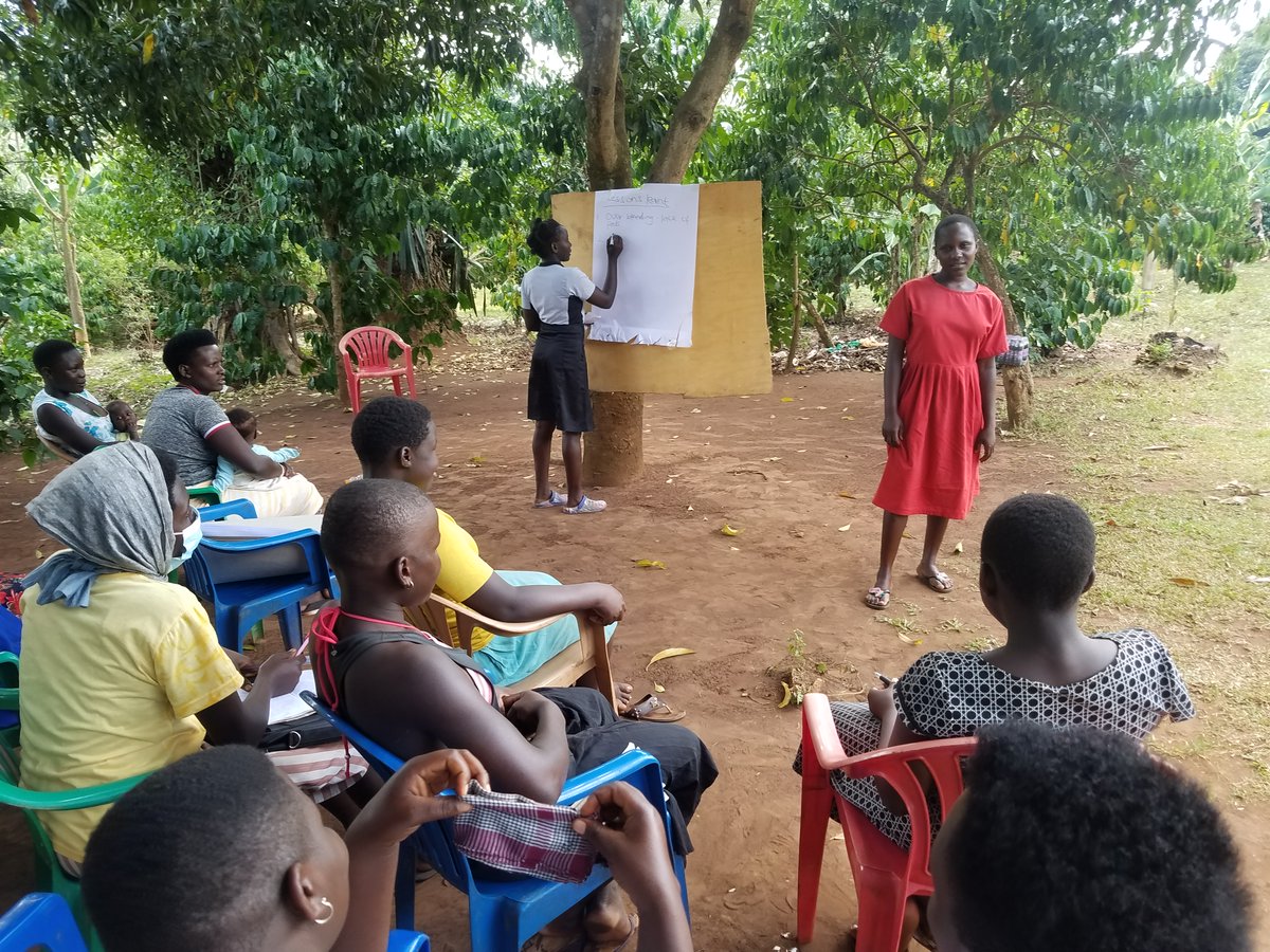 ImarishaDadaa's tweet image. Our Feminism and Transformational  Leadership training cultivate AGYW to become  more aware, confident, and proactive individuals who can positively  influence their own lives and communities. @amwaafrika @PrincessAuma @YALIRLCEA 
#FeministVoices
#EmpoweringTransformation