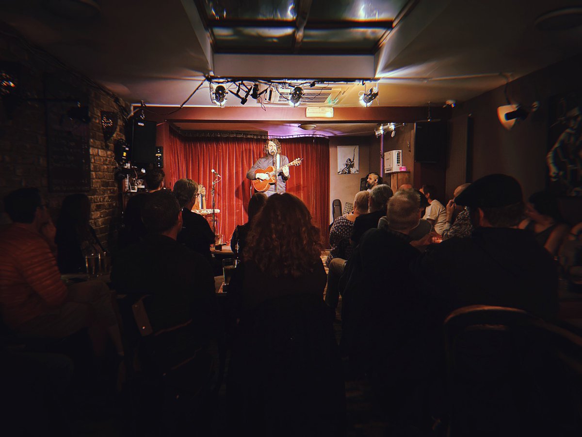 nathanielbawden's tweet photo. Loved every moment of last night @GreenNote. Thank you to the wonderful crowd for listening, and to Greg Arnold for having me open up. โA TROUBLED SOULโ IS OUT TOMORROW! โฐ ๐ https://t.co/zKgkaWI2u3
#NathanielBawden #TheGreenNote #Camden #Folk #Soul #Indie #SingerSongwriter https://t.co/QAaZbBOwpE