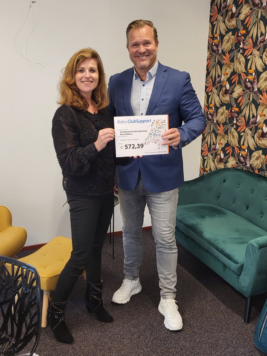Rosa Manus ontvangt cheque van #RaboClubSupport.
We ontvingen een mooi bedrag van € 572,39 voor de aanschaf van fietsen voor de vrouwen die bij Rosa Manus verblijven.
Hartelijk dank #RaboClubSupport voor dit mooie bedrag!
rosa-manus.nl/nieuws/
