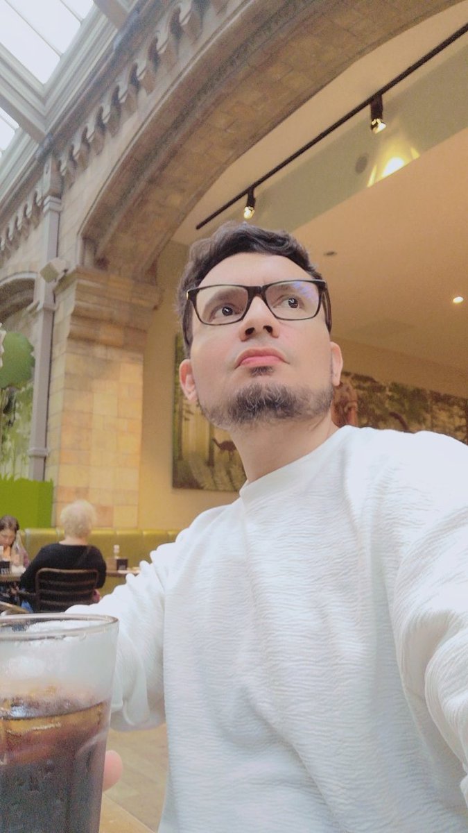 Morning. I looking friends gays in London. I new in the city and nos speek good english. Thanhk👍❤️