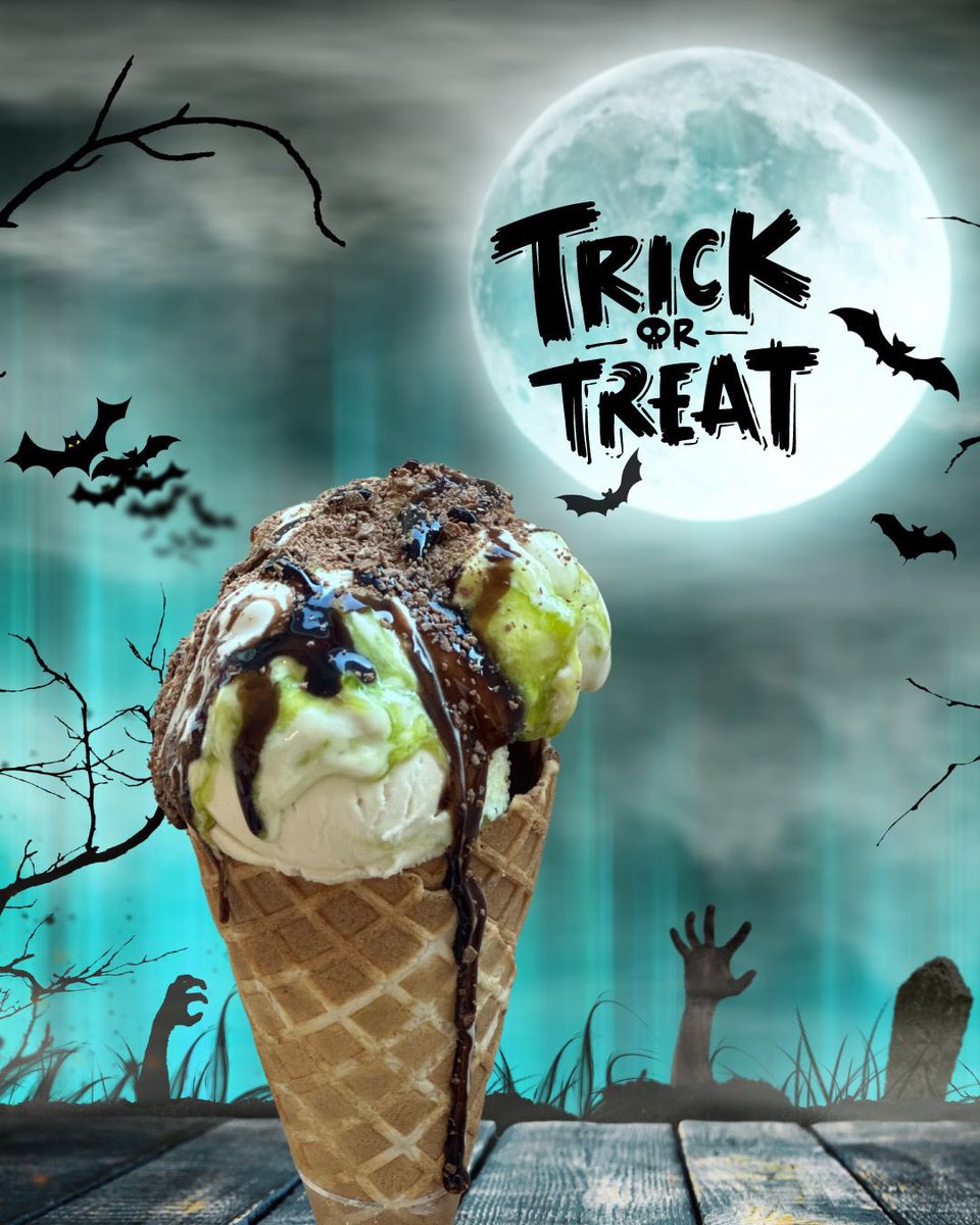 Head up to @curleyshorwich this half term to try one of our spooky @LoveFreds specials 👻🕷️ #curleysdiningrooms #monstericecream #horwich #halloweenspecials #spooky #icecream #halfterm #halloweenspirit