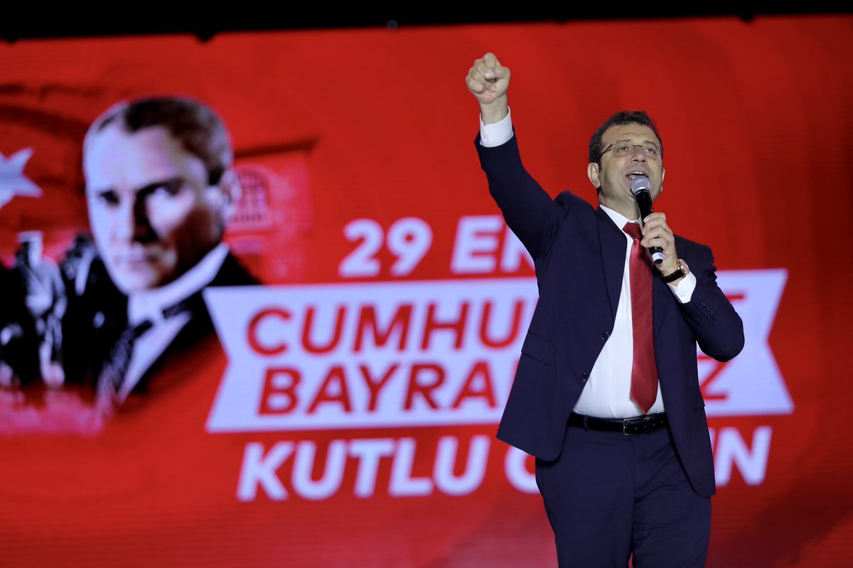 Cumhuriyet; bir arada, özgürce yaşamdır. Demokrasinin, barışın, huzurun, insanca yaşamın teminatıdır. Cumhuriyetimizin 100. yılını elbette büyük bir coşkuyla, gururla, onurla kutlayacağız. 

Bütün İstanbulluları 28/29 Ekim'de Maltepe Sahil Etkinlik Alanı'na davet ediyorum.