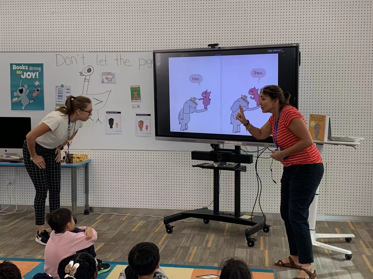 NicoleDorn9's tweet image. I absolutely loved acting out an Elephant and Piggie book ๐ ๐ท๐ for my G3 students during library time with Ms. Roxy! The students thought it was hilarious! ๐
#SiasIS #PYP