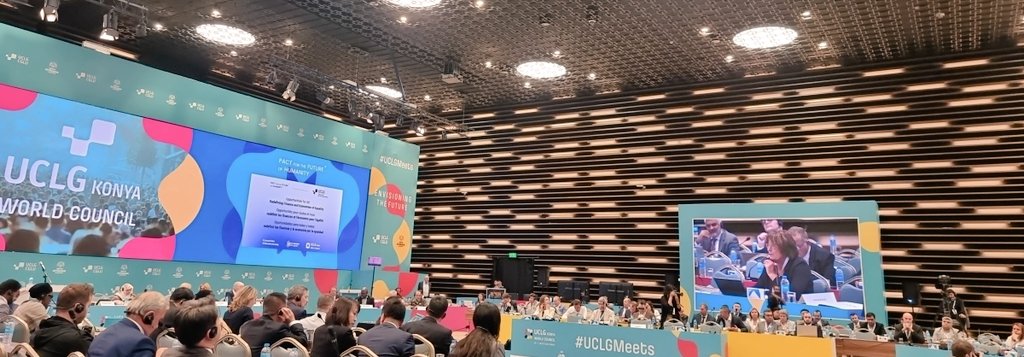 fmdv_org's tweet photo. Working with @uclg_org #WorldCouncil members /Envisioning the future of sustainable, just, resilient, gender responsive, #ParisAgreement aligned subnational finance. Mayors &amp; Governors as #MarketMakers #FinancialEngineers #GameChangers #StayTuned #Solutions #PactForTheFuture https://t.co/7aXRGacBsW