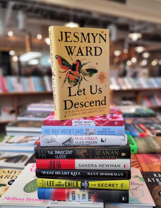 ClaytonMur39065's tweet photo. New releases this week! 📚📚

Which new book are you excited to pick up this week?

#newtitletuesday #newtitles #newrelease #newbooks https://t.co/DaU3H8KSbS