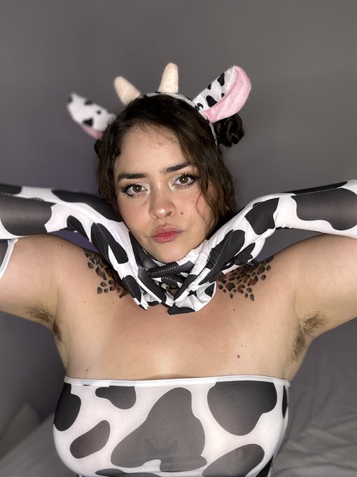 Wanna lick my hairy pits? #hairy #hairypussy #hairyarmpits #hairypits #littlehairystoner #hairymodel<a href="/tag/hairy"class="tags">#hairy</a><a href="/tag/hairypussy"class="tags">#hairypussy</a><a href="/tag/hairyarmpits"class="tags">#hairyarmpits</a><a href="/tag/naturalbabes"class="tags"><span>#naturalbabes</span></a><a href="/tag/hairypits"class="tags"><span>#hairypits</span></a><a href="/tag/hairymodel"class="tags"><span>#hairymodel</span></a><a href="/tag/fyp"class="tags"><span>#fyp</span></a><a href="/tag/li"class="tags"><span>#li</span></a>