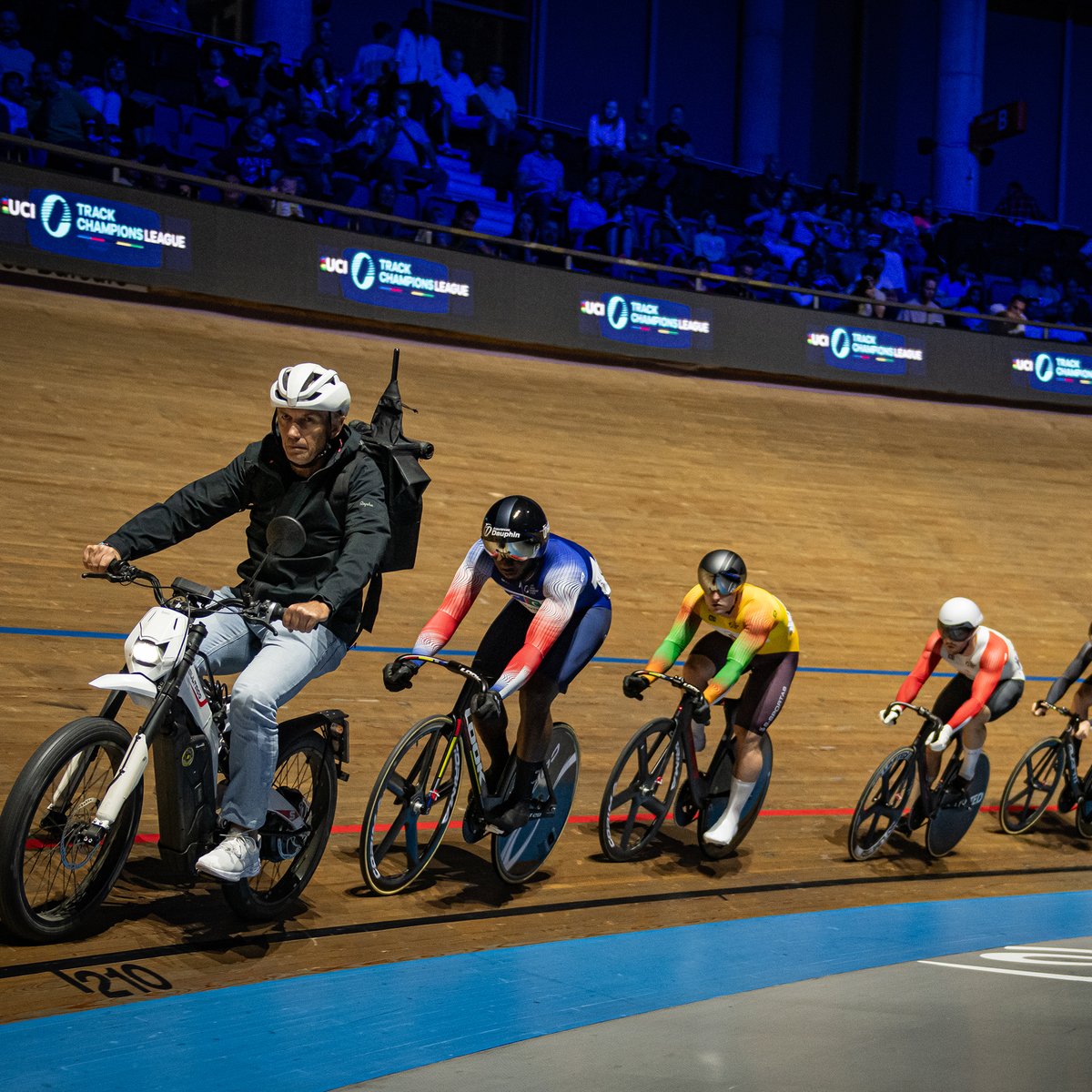 corimawheels's tweet photo. It’s that time of year again! The Track Champions League got off to an amazing start in Mallorca last weekend, where riders used a range of our track specific 4 spoke, 5 spoke, and disc wheels.
https://t.co/m5dZvdEj3Q
#corima #carbon #cycling #madeinfrance #trackwheels https://t.co/jkSmLQo4av