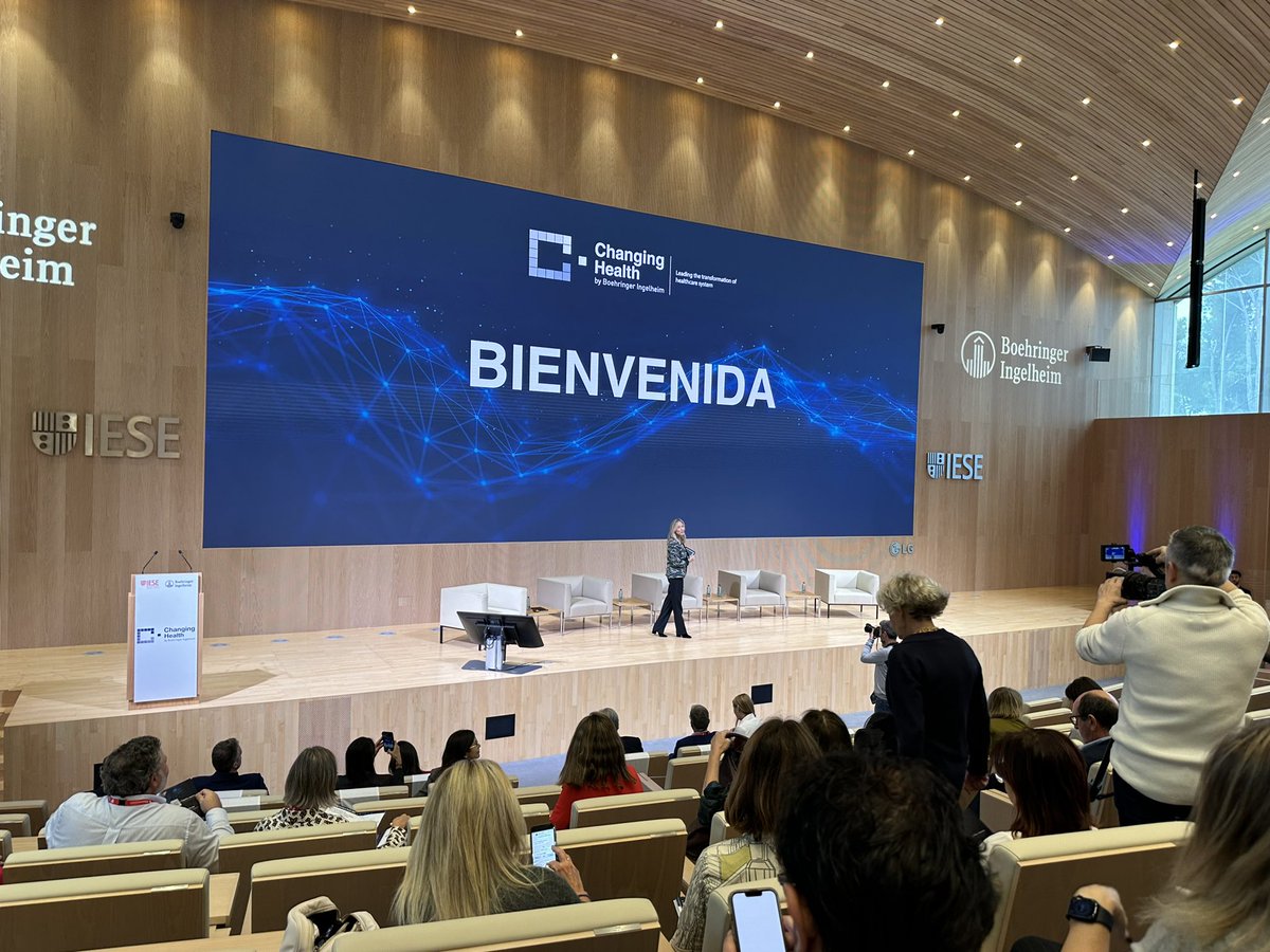 EmilioFormoso's tweet photo. Empezamos la jornada de #ChangingHealth 2023 en @iesebschool dando la bienvenida a todos los asistentes #participoconBoehringerIngelheim https://t.co/u3H9fHagzU