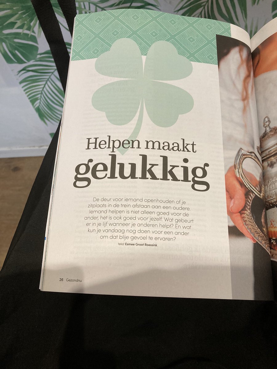 kaapsviooltje1's tweet photo. Goedemorgen: strooi vandaag eens kwistig met complimenten &amp; help een ander onbaatzuchtig. Zomaar. Omdat het kan.. #helpershigh 🕊️🌸 https://t.co/XAiQ4WCuQm
