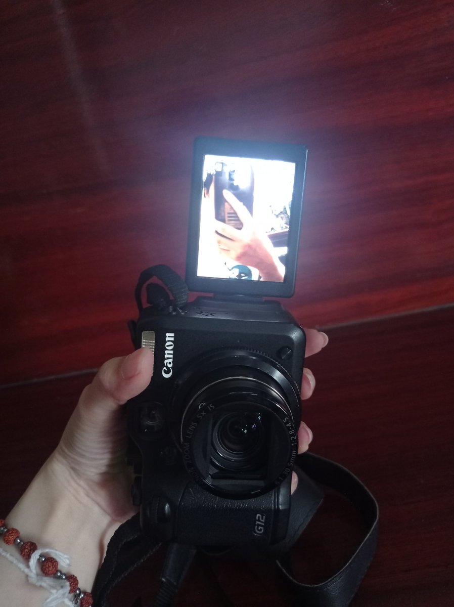 uiihima's tweet photo. ปล่อยกล้อง canon g12 power shot ใช้งานเต็มระบบ ได้กล้อง สาย แบต ตัวชาร์จ เมม 128gb แถมตัวอ่านเมมหัว type c

2800.- ส่งฟรี #กล้องดิจิตอล #กล้องมือสอง #ส่งต่อกล้อง #กล้องฟิล์ม https://t.co/biwlBsjIIZ