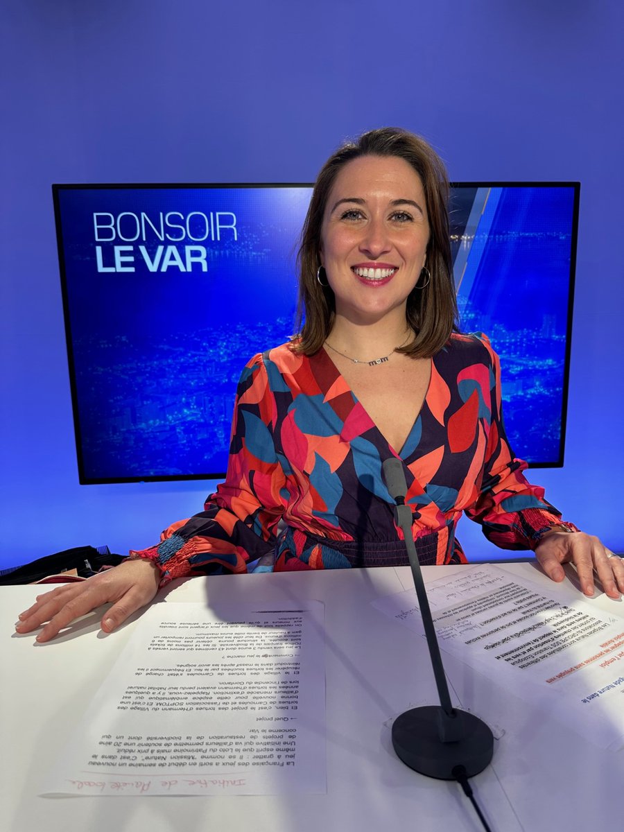 BFMTV_Inside's tweet photo. 🎉2 ANS DE #BFMTOULONVAR

🎥 Depuis 2021, les journalistes de @BFMVar accompagnent les Varois dans leur quotidien

📺Cette saison la chaîne s'est dotée d'un nouveau plateau pour aborder tous les sujets qui font l'actualité locale

➡️Merci aux téléspectateurs et aux équipes https://t.co/ePEmHvEt6x
