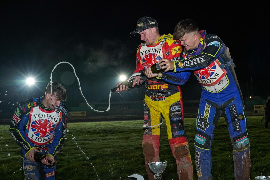 Official British Speedway tweet media