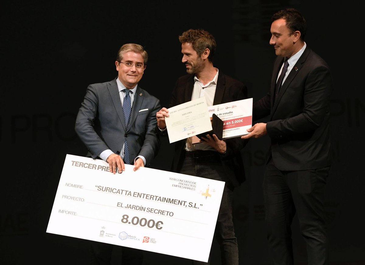 La app de gestión de prótesis quirúrgicas Doqsite gana el primer premio del XXXI Concurso de Proyectos Empresariales.

<a href="/Ballesta_Murcia/">José Ballesta</a> y la concejala <a href="/MerBernabe/">Mercedes Bernabé</a> presidieron en el Teatro Romea la gala de entrega de galardones del certamen.

centromedios.murcia.es/PUBLICO/NotaPr…