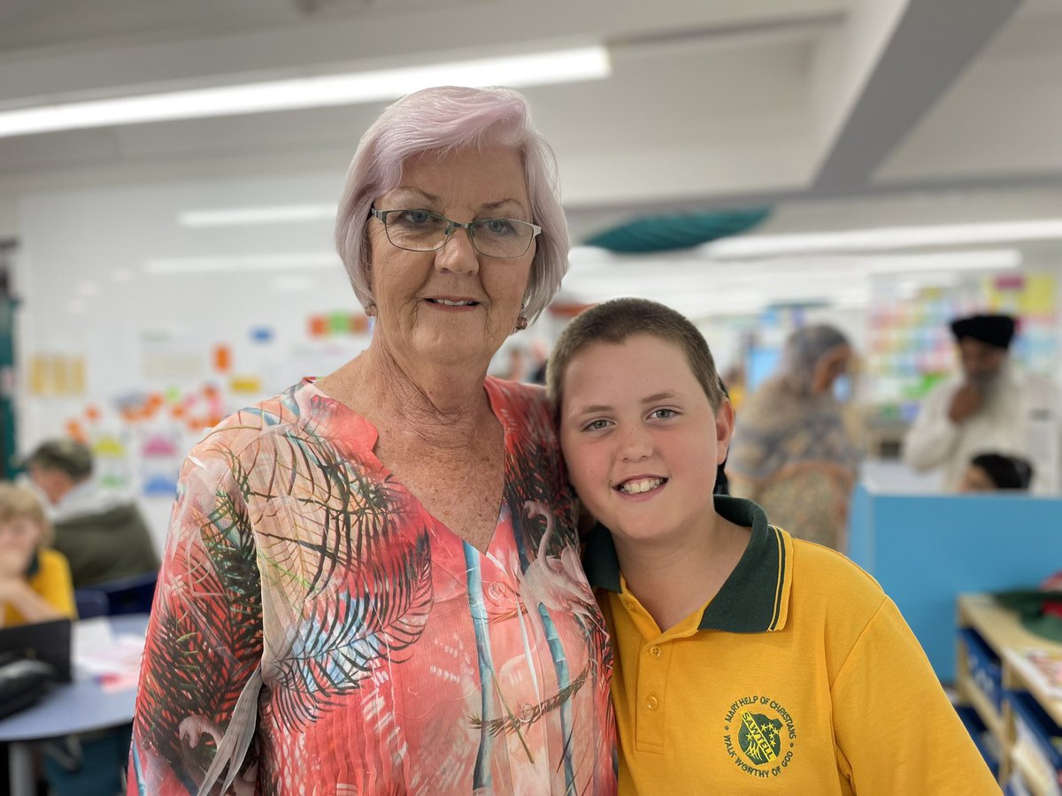 yr4tell's tweet photo. Grandparents Day in Year 4 🌟🌟🌟 https://t.co/MT3P2tXX1w