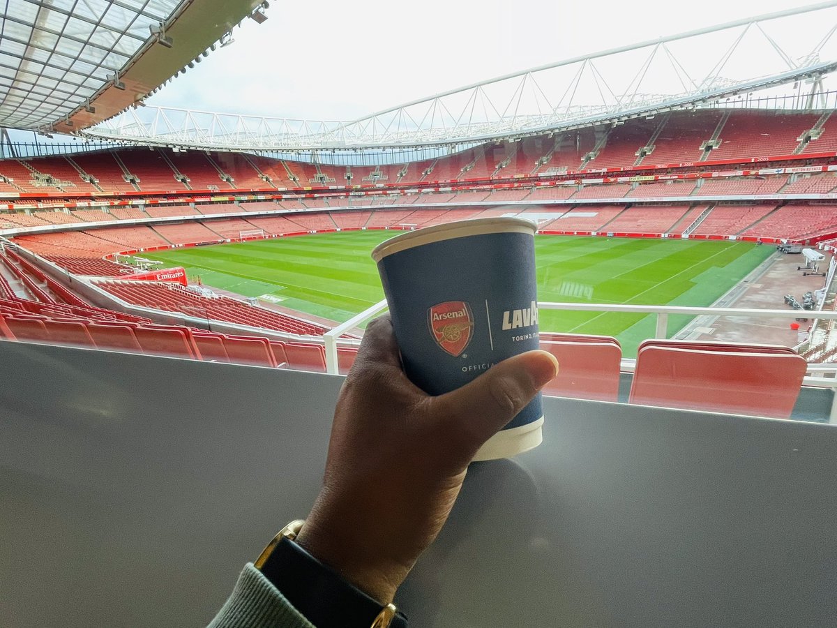 SinesiphoMali's tweet image. Rainy and very cold morning in London, but that won’t matter in my office for today 😅☕️😍

#London #Europe #TechnicalScouting 
#InternationalTechnicalScout #LearningContinues #StudentOfTheGame