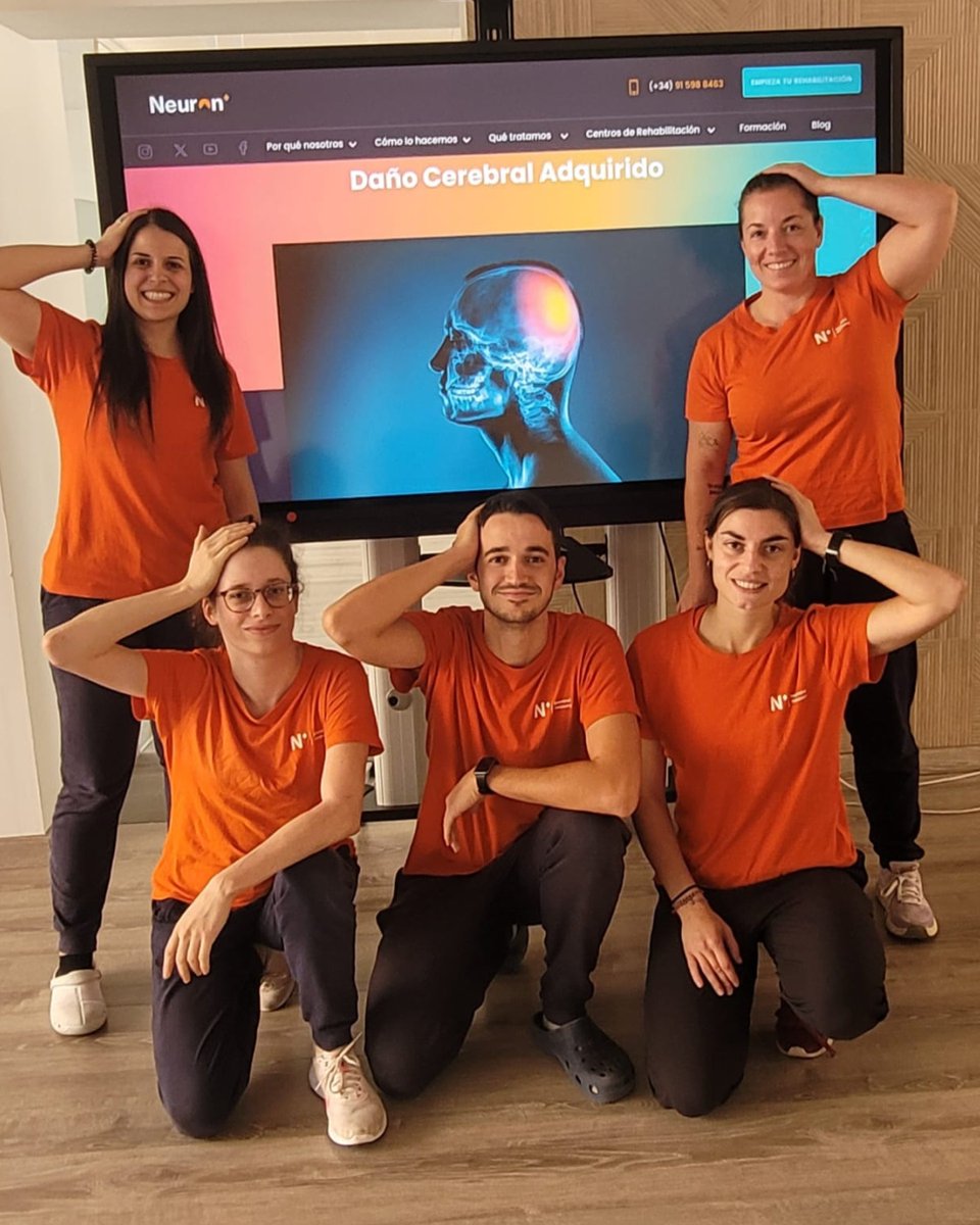 Como cada año en el #DíadelDCA nos sumamos a la causa para la visibilización del #DañoCerebral y sus secuelas.

El equipo Neuron quiere mandar un mensaje de esperanza e ilusión para todas las personas que cuidan y/o conviven con ello.

#diamundialDCA #26Octubre #neuron