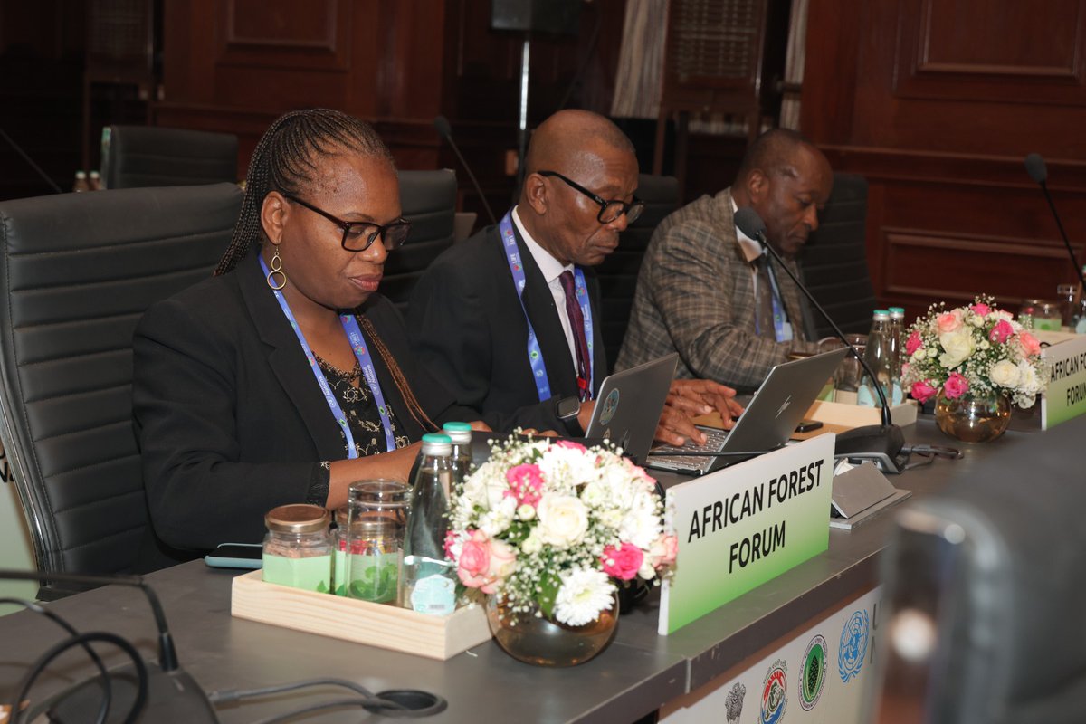 moefcc's tweet photo. Shri Subodh Uniyal, Hon'ble Minister of Forests, Languages &amp; Technical Education, Government of Uttarakhand and Ms Juliette Biao Koudenoukpo, Director, United Nations Forum on Forests, at the inaugural session of the India-led initiative meeting of United Nations Forum on Forests https://t.co/xidHutOiJl