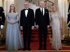 WTLocke's tweet image. Some very interesting guest list pairings at the Biden’s #UnderTheTent #AustralianStateDinner - big night out for oodles of #governmentemployees! Where’s my #PlumBook? whitehouse.gov/briefing-room/…