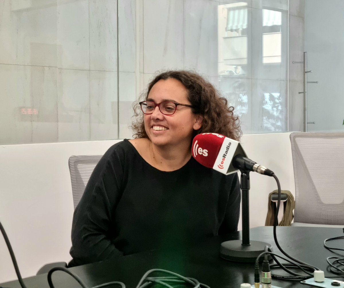 Daniel Perpinyà, gerente de Alumsa y Marta Bosch, responsable de recursos humanos de Bosch Lozano – Equipamóvil, participan en una nueva convocatoria del curso de FP Dual de Técnico de Almacén 4.0 de <a href="/Hotecma1/">Hotecma</a> . Nos lo cuentan en esta entrevista.
Podcast 🎧go.ivoox.com/rf/118434394