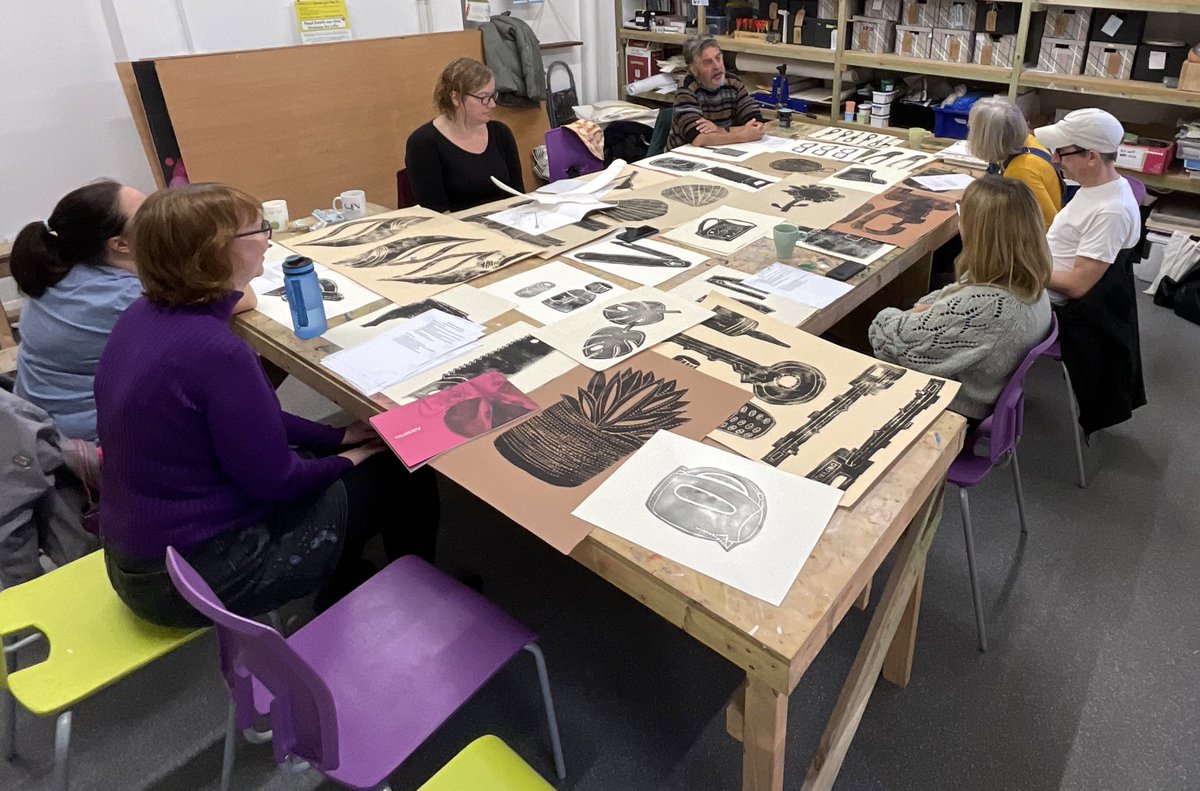 Discussing our print work with Rachel to get descriptive writing pieces for our collective art book

#ExploreCollectiveArts