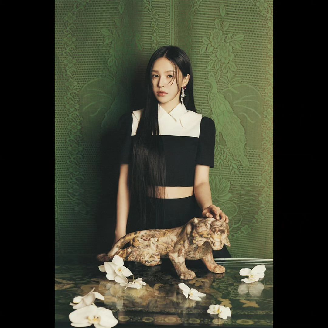 rvstgrm's tweet photo. [INSTAGRAM POST] - 4P

Red Velvet The 3rd Album 'Chill Kill' - WENDY

➫ 2023.11.13 6PM KST

#RedVe[...]
https://t.co/Y8BeXqr9DD

@RVsmtown #RedVelvet #레드벨벳 #Chill_Kill 
231027 · 00:04:32 KST https://t.co/hnPwCMbj7x