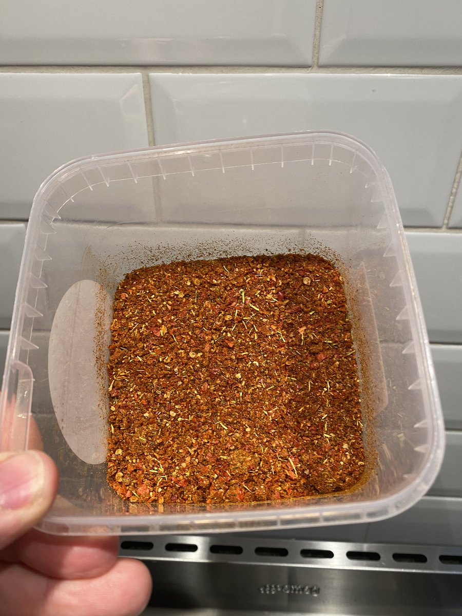 Lupo_T_Lupo's tweet image. Final stages and a bit of air drying