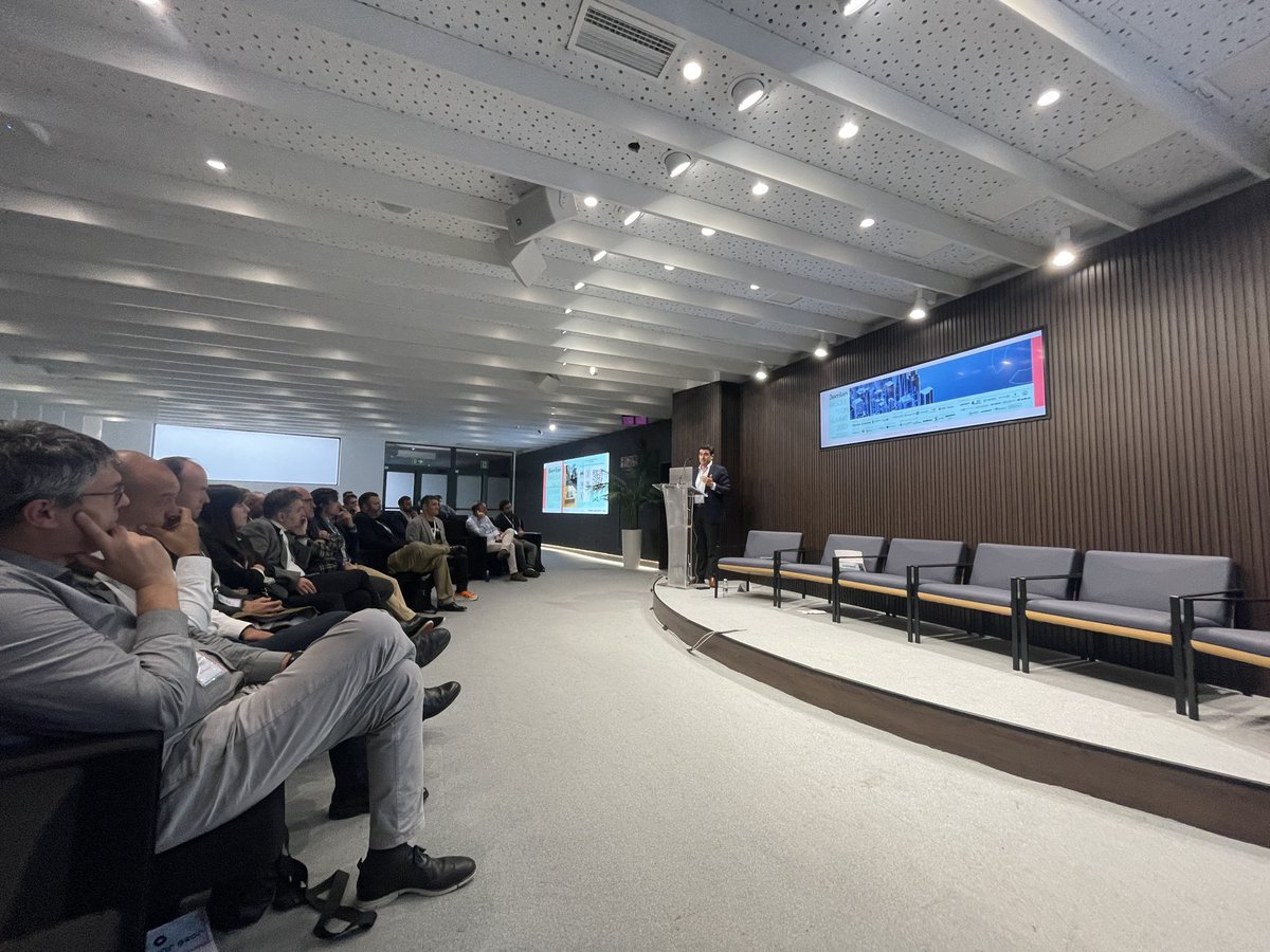 VirginiaElvira's tweet photo. #ascongi @ADEGI participa en la Jornada Basque Country Tech Summit organizada por @berrilan, encuentro en el que explorar las últimas tendencias y avances en transformación digital, tecnología y BIM en el sector de la construcción https://t.co/fMS3MpHvvj