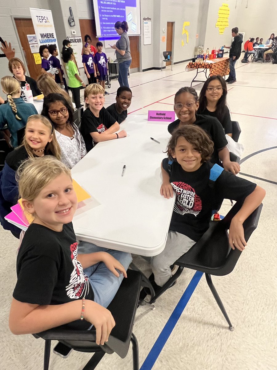 Growing Leaders with <a href="/tepsalru/">TEPSALRU</a> 
#HatfieldInfluencers <a href="/HatfieldElem/">Hatfield Cougars</a>