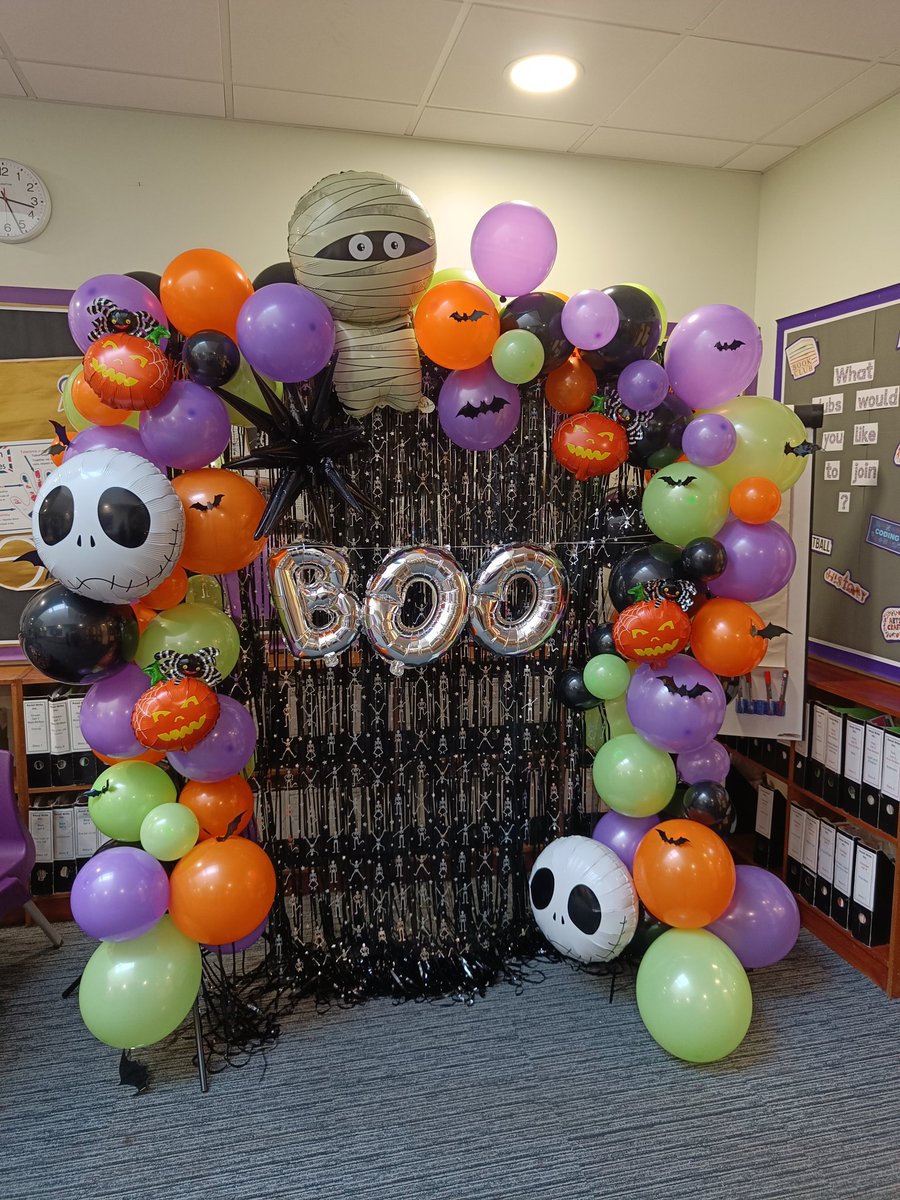 Ledger Lane Academy tweet media