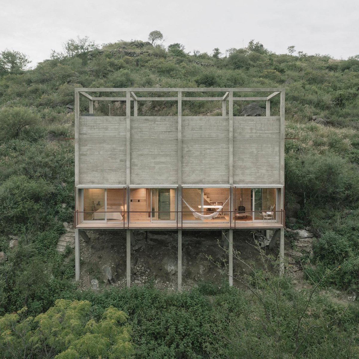 Casa Taller - La Paisanita, Agustin Berzero, Manuel González Veglia, Villa La Paisanita, Córdoba, Argentina, 2022.
—
© #FedericoCairoli | federicocairoli.com