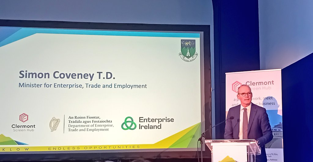 screencomposer2's tweet image. Wonderful to be at the opening of @wicklowcoco @Entirl #Screenhub with two ministers @simoncoveney @DeptEnterprise and @SimonHarrisTD . Great to see such high level recoding,  support and investment in the creative Screen Industry.