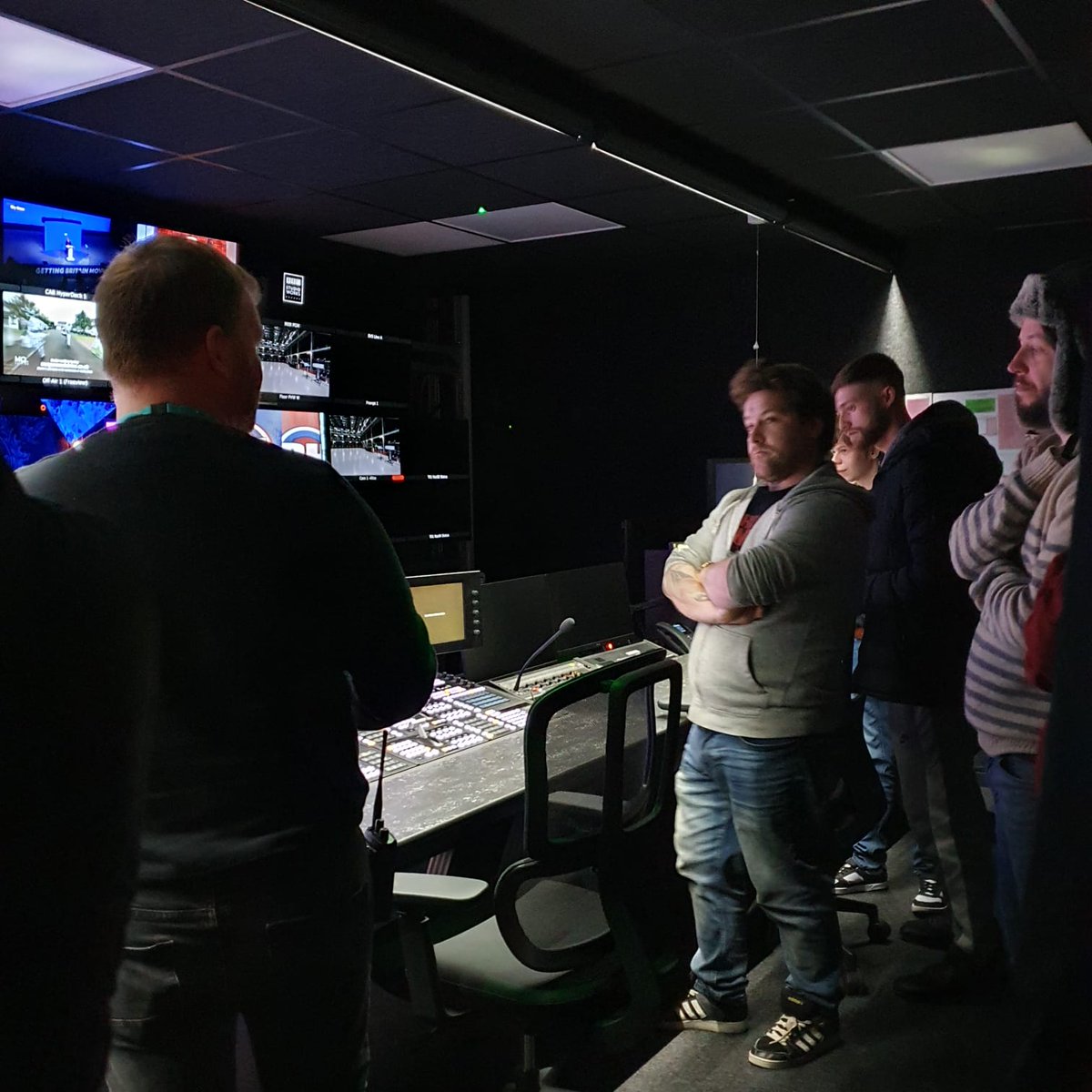 AyrshireCollSA's tweet photo. We were delighted to fund a trip for the HND Sound Production students to @bbcstudios StudioWorks in Kelvin Hall! The students got a tour of the facilities, a chance to work with the specialist film & sound equipment and got a real insight into the industry!
#bbcstudioworks https://t.co/27bmf9RJ1o