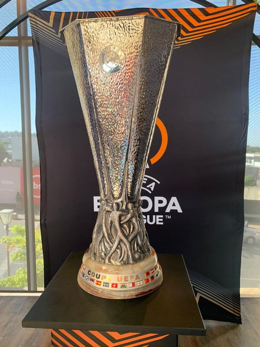 Europa League 2023 - Page 10 F9X37fLW0AAZdkP?format=jpg&name=small