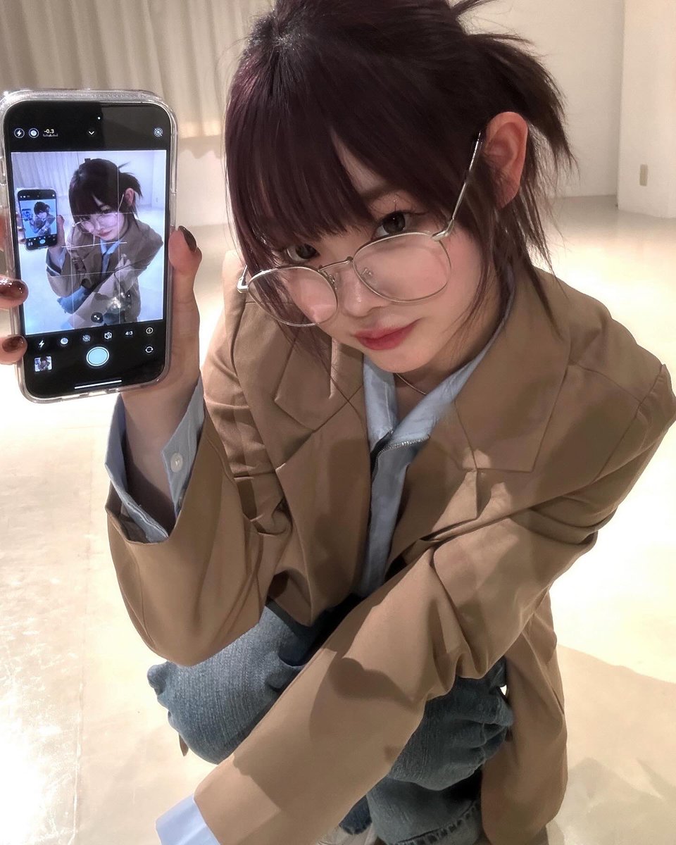 konon0514's tweet photo. この撮り方まだ古くないよね?... https://t.co/2QpPmF8dA5