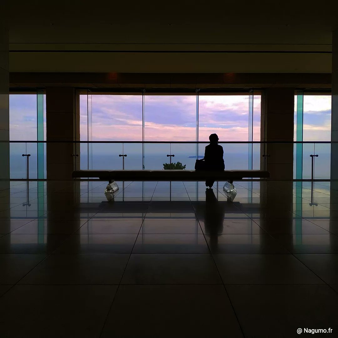 Date_Nagumo's tweet photo. Peu de musées au programme, mais quel musée !
Le Museum of Art (MOA) d'Atami est réputé pour ses chefs d'œuvre mais également pour son architecture : des volumes incroyables, une présentation épurée, une vue à couper le souffle.
#Atami #熱海市
#moa美術館 #MuseumGeek
#JapanTravel https://t.co/mNh1k9TIzI