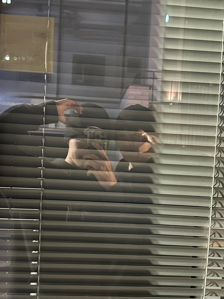 TO1_members's tweet photo. [#제이유]
🧸🖤🐉
#TO1 #티오원 #JYOU https://t.co/oS9X9MS5wz