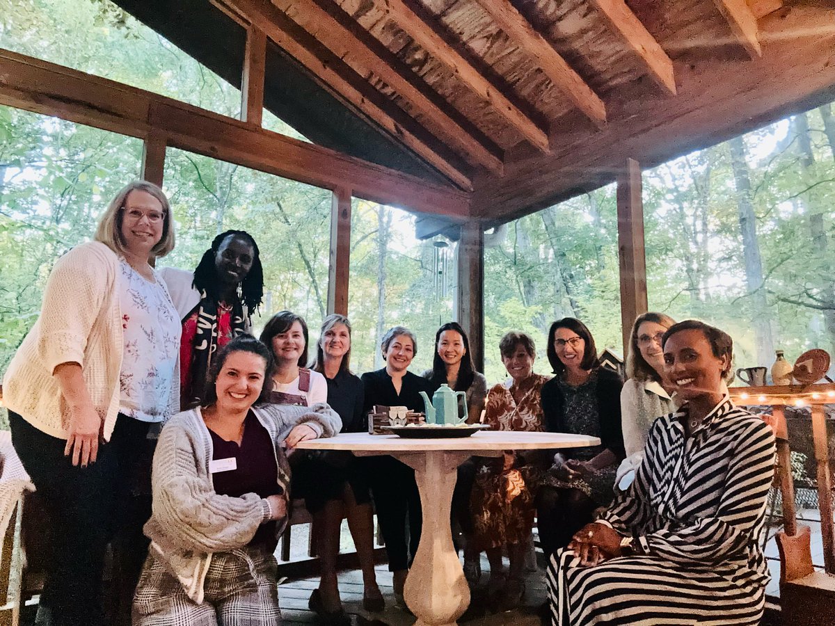 Dean Oliva Bazirete from the University of Rwanda School of Nursing and Midwifery is visiting <a href="/utknursing/">UT College of Nursing</a> this week! She is spending time learning about our programs, facilities and best practices. We are excited to continue our visit and partnership with Dr. Bazirete!🍊🩺