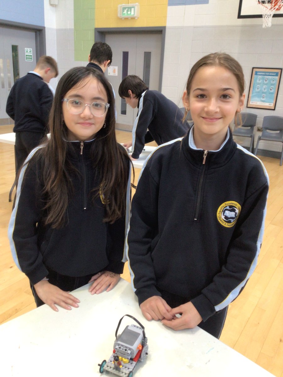 5th Class built cars this afternoon during our Lego Workshop for STEM Week.