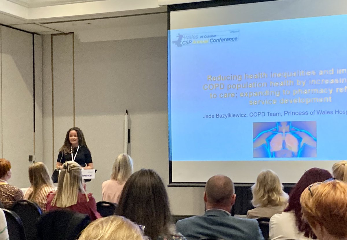 Jade Bazylkiewicz SBU physio, presenting on reducing health inequalities in COPD. #Physio23 <a href="/SBUHBphysio/">@swanseabayNHSphysio</a> <a href="/HelenAnnandale/">Helen Annandale 💙</a> <a href="/ChrissieMoz/">Resting</a> <a href="/Clarke40Alison/">Alison Clarke</a> <a href="/perrynic/">nicola perry-gower</a>
