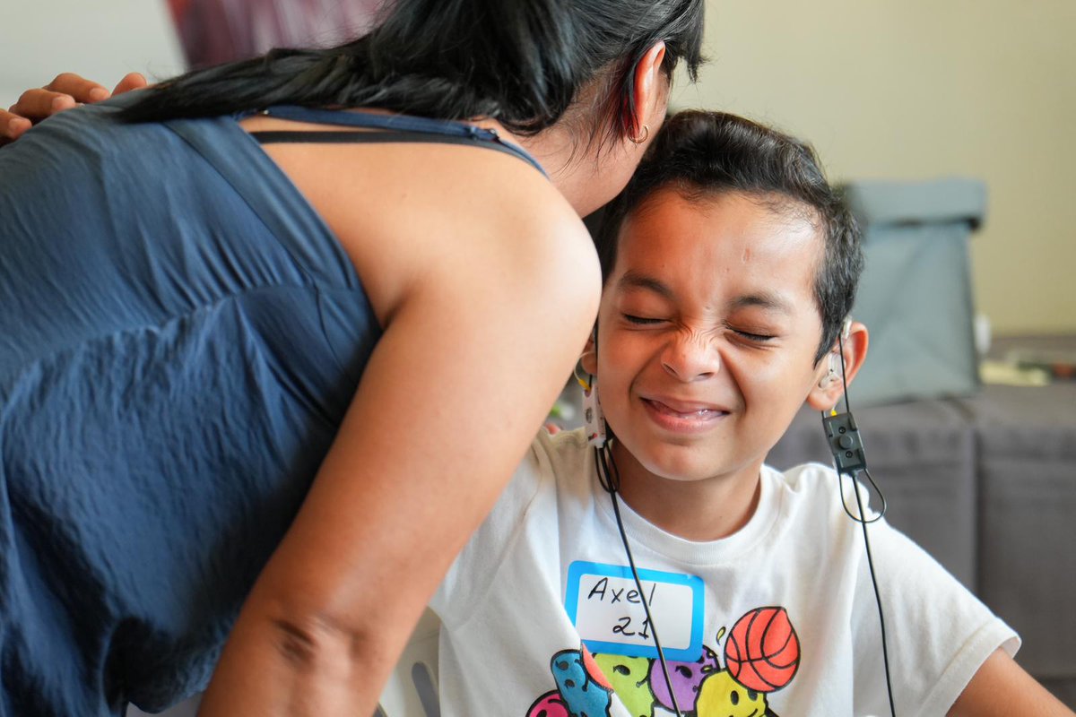 Axel went four years without his hearing aids. He now has a new Oticon hearing aids – not a dry eye in the room! #hearingthecall humanitarian mission, Coatzacoalcos, Mexico
 #oticonstudents #oticonusa