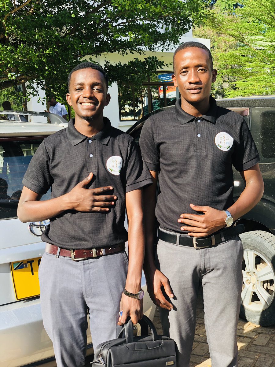 EthanMagubika's tweet image. Unajua nini tunafanya ?🌝
Tunalinda na kuhamamisha afya ya umma kwa kutoa elimu bora ya kujikinga na kuepuka magonjwa.#Wepromote , #weprotect #publichealth.
@muhas_tehsa @ummymwalimu @AmrefTanzania @KivuyoLaurel @ZahoroAlly5 @ThoemaMatungu @MartinNNgondya1 @LaizerMelio