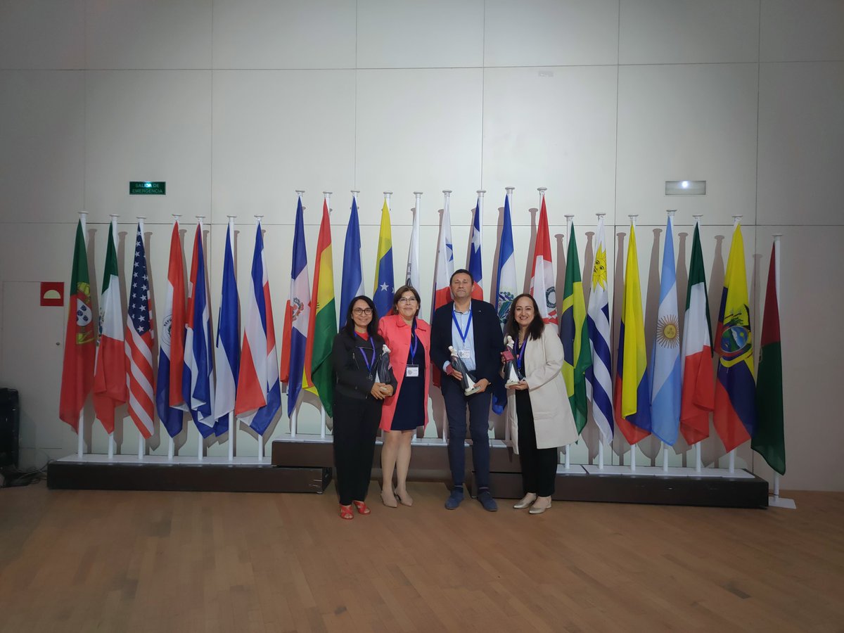 Mesa Redonda 4: “Desarrollo sostenible, equidad, género y salud”
Modera: Dra. Sandra Valenzuela Suazo. Chile

1.- Dra. Célia Alves Rozendo. Brasil.

2.- Dr. Jesús Molina Mula. España.

3.- Dra. Doriam Camacho Rodríguez. Colombia.