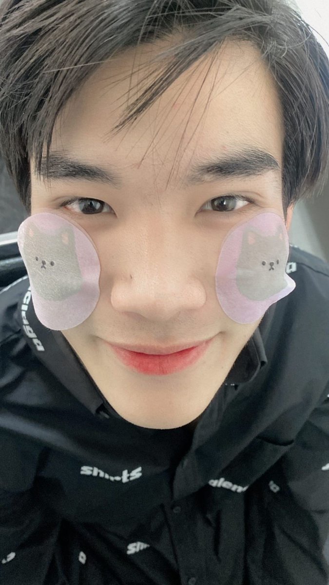 𝘣𝘢𝖼𝘰𝘯. ˚ ♡ tweet media
