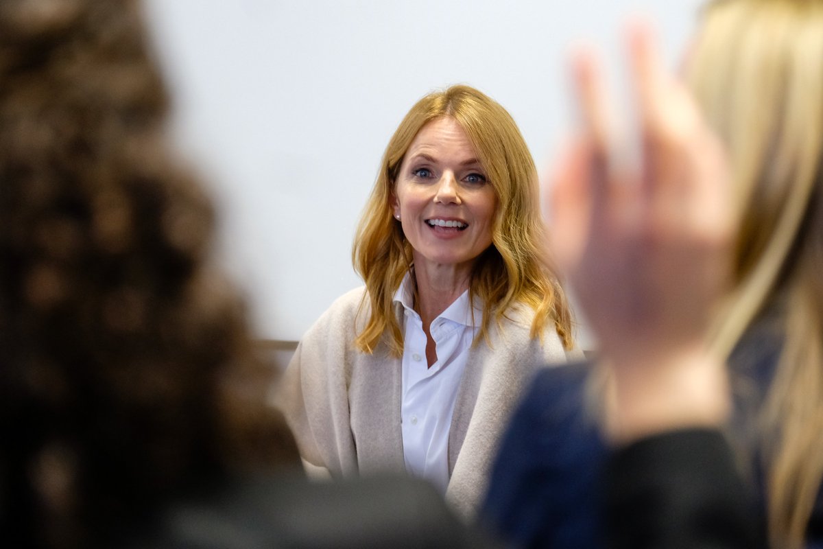 Geri Halliwell-Horner has marked the one-year anniversary of receiving her honorary doctorate with a guest lecture to Sheffield Hallam creative writing and marketing students and a book reading with local school children at the University 

Read more 👇
shu.ac.uk/news/all-artic…