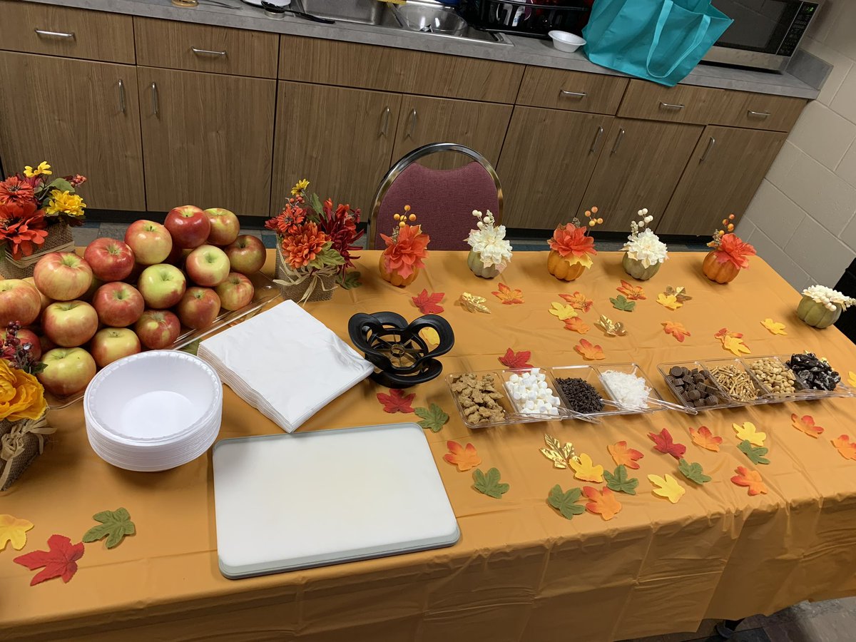 This month our staff appreciation treat was an Apple Nacho Bar🍎 Our staff are AWESOME TO THE CORE! Thank you NCS Digital Staff! <a href="/Newark_Schools/">Newark City Schools</a> #we_are_ncs