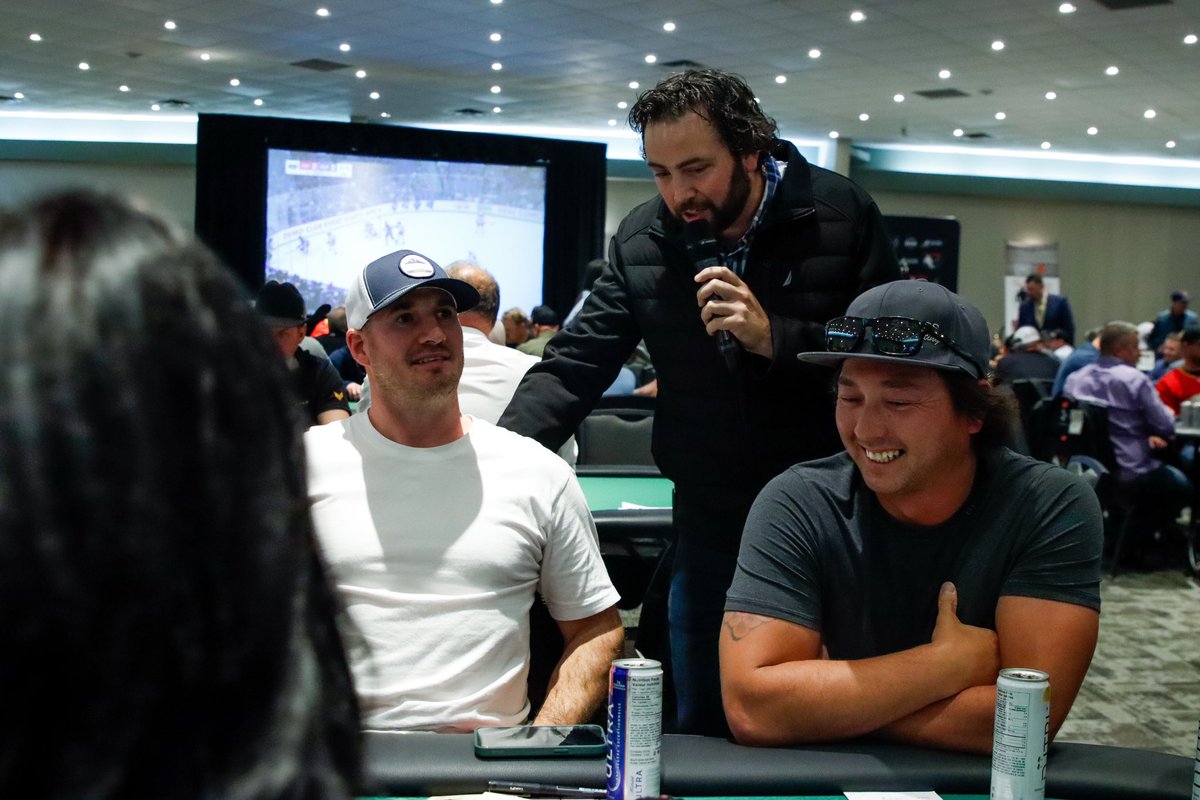 TeddyE03's tweet photo. Had a blast emceeing the annual Glencross Invitational Charity Poker Game last week in support of the @HockeyABFdn and @RMHCAlberta. Huge thanks to @CGandFriendsInc for having me out! 

📸: Ellery Platts https://t.co/0u0QPD00nI