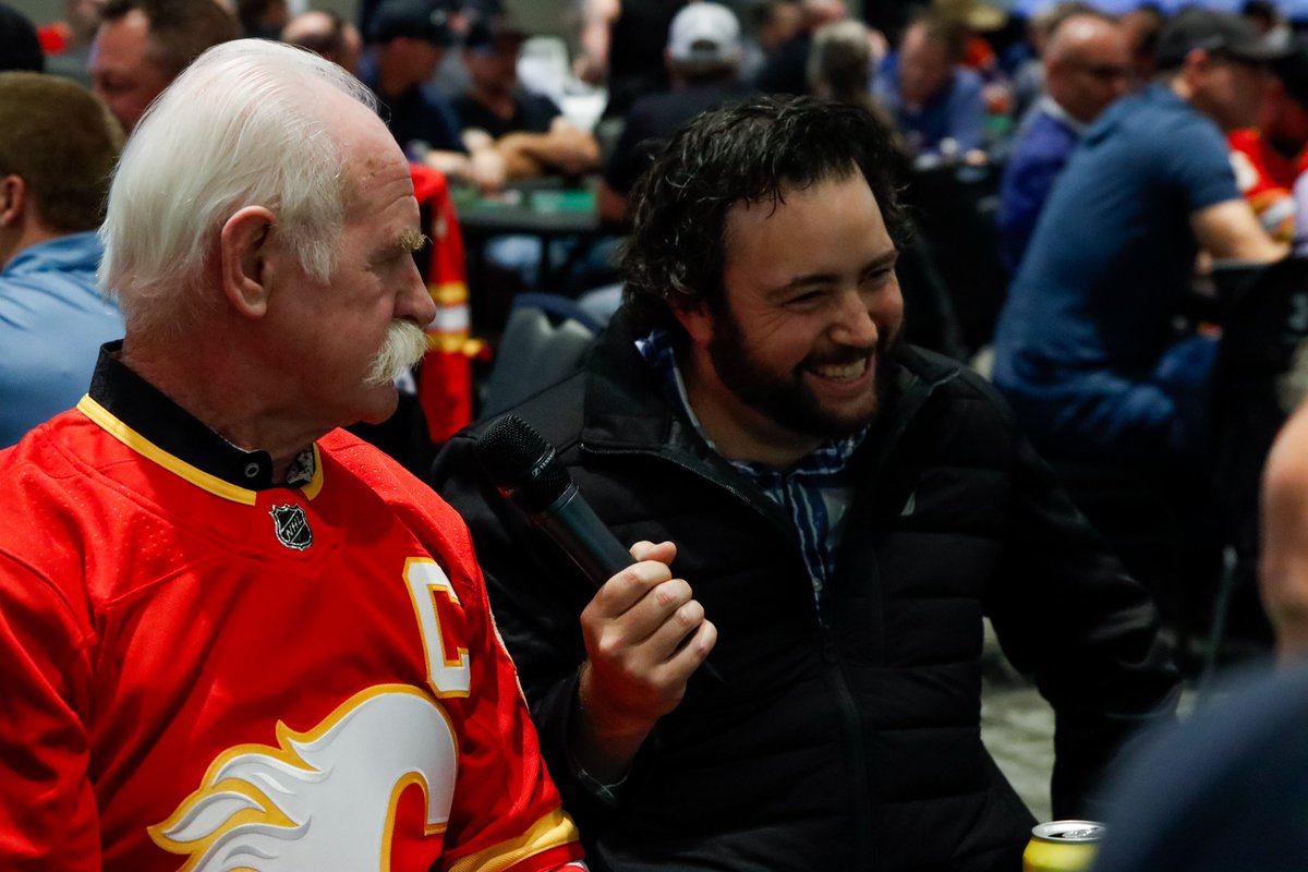 TeddyE03's tweet photo. Had a blast emceeing the annual Glencross Invitational Charity Poker Game last week in support of the @HockeyABFdn and @RMHCAlberta. Huge thanks to @CGandFriendsInc for having me out! 

📸: Ellery Platts https://t.co/0u0QPD00nI