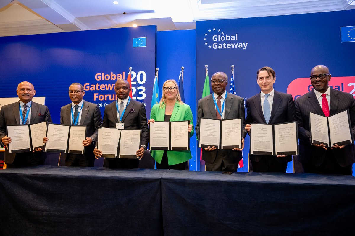 Today, Deputy Assistant to the President Amos Hochstein joined 🇪🇺 @JuttaUrpilainen, representatives from 🇦🇴🇨🇩🇿🇲, the Africa Development Bank, and Africa Finance Corporation to sign an MoU developing the #LobitoCorridor, to enhance regional trade and growth as part of the…