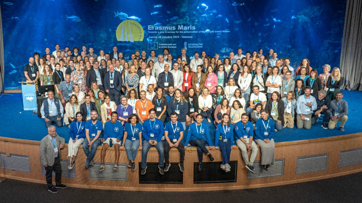 Oceanografic_vl's tweet photo. 🌊 Científicos y educadores en el campo de los microplásticos se reúnen hoy y mañana en el Oceanogràfic para abordar los desafíos que enfrentan nuestros mares y océanos durante los #ErasmusMaris Days

Una iniciativa de @ErasmusMaris respaldada por @Europarl_EN y @EU_CoR
#RaiseCS https://t.co/KDguta3sMK
